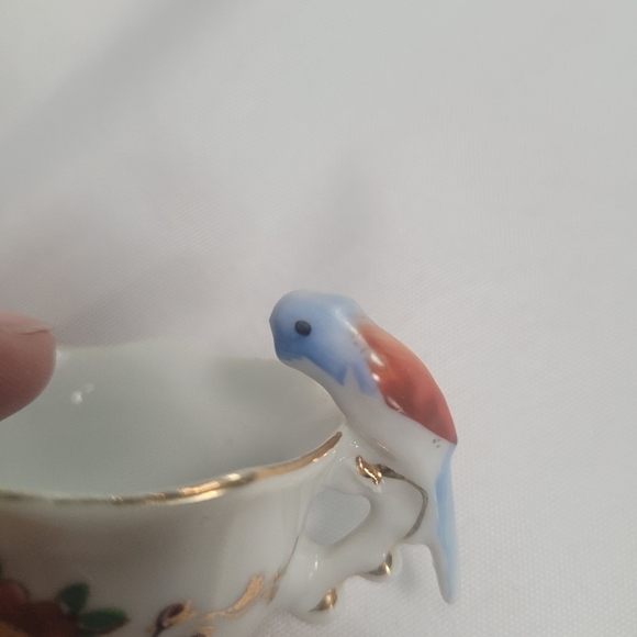 VTG Porcelain Mini Cup & Saucer Set Parrot Handle Hand Painted Japan - Picture 5 of 10